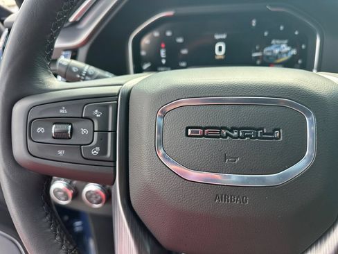Used 2025 GMC Sierra 2500 Denali Ultimate AWD/4WD image 26