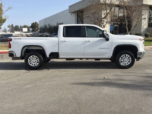 Used 2022 Chevrolet Silverado 2500 LT w/ Fleet Comfort Package image 3