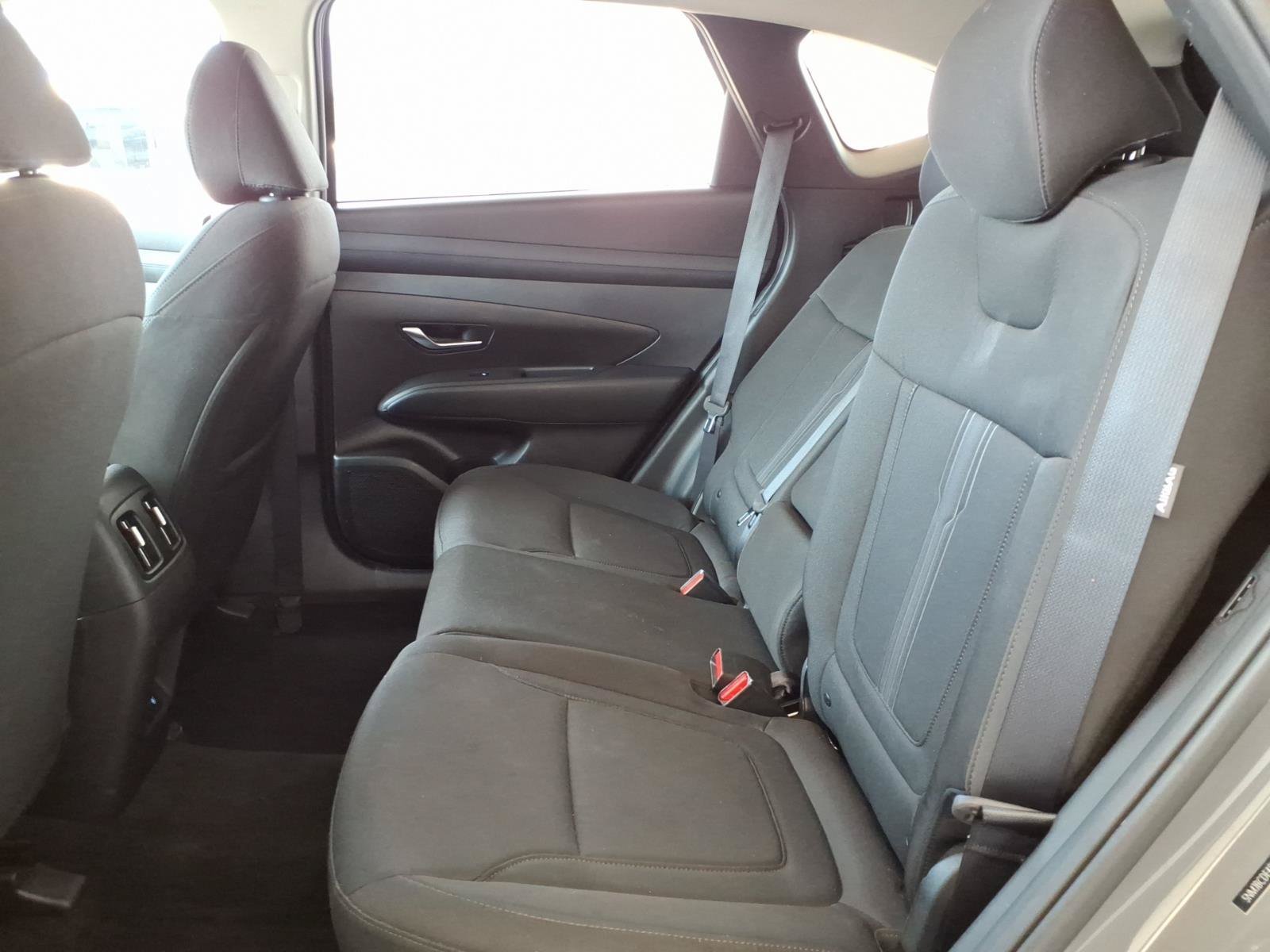 Used 2025 Hyundai Tucson SEL AWD/4WD image 17