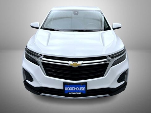 Used 2023 Chevrolet Equinox LT image 2
