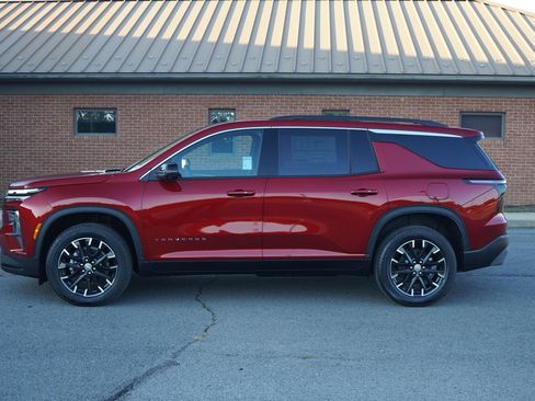 New 2026 Chevrolet Traverse LT w/ Sun and Wheel Package image 7