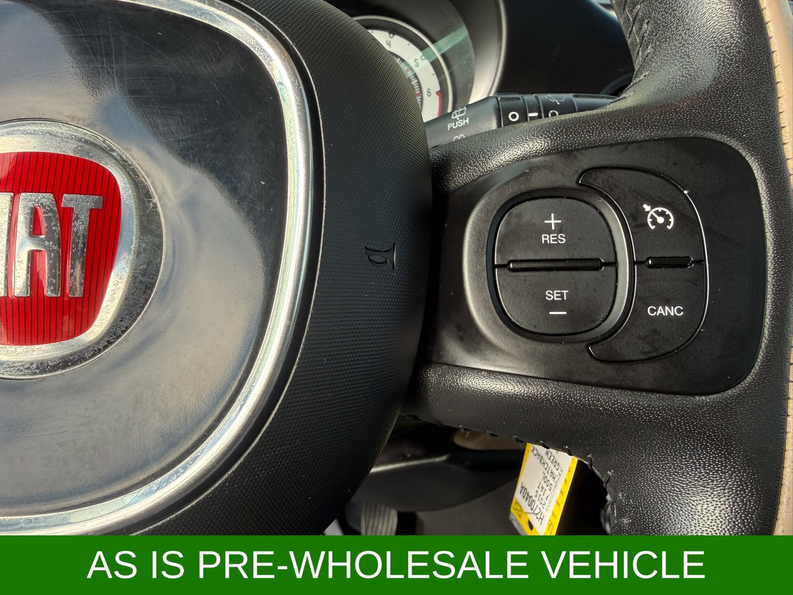 Used 2015 FIAT 500L Trekking FWD image 32