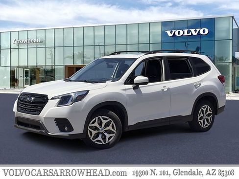 Used 2024 Subaru Forester Premium AWD/4WD image 1