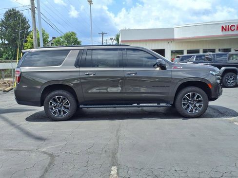 Certified 2021 Chevrolet Suburban Z71 w/ Z71 Off-Road Package image 4