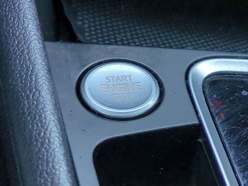 Used 2019 Volkswagen Jetta R-Line image 28