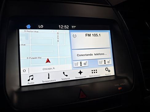 Used 2016 Ford Taurus Limited FWD image 20