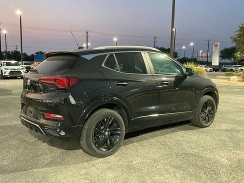Used 2024 Buick Encore GX Sport Touring AWD/4WD image 5