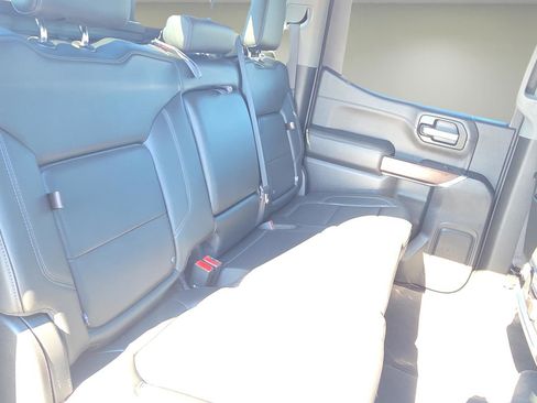 Used 2020 GMC Sierra 1500 SLT w/ SLT Premium Plus Package image 18