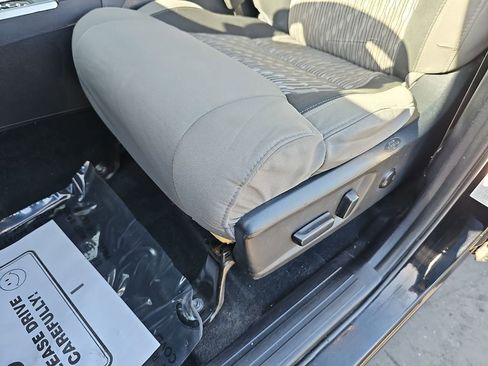 Used 2019 Toyota Tundra SR5 image 33