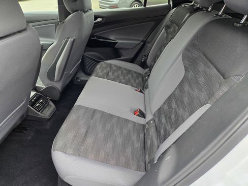 Used 2022 Volkswagen ID.4 Pro image 11