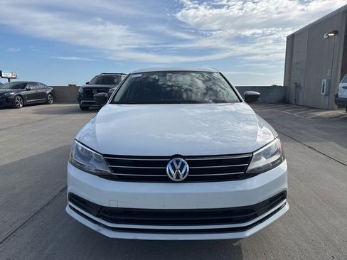 Used 2015 Volkswagen Jetta S image 8