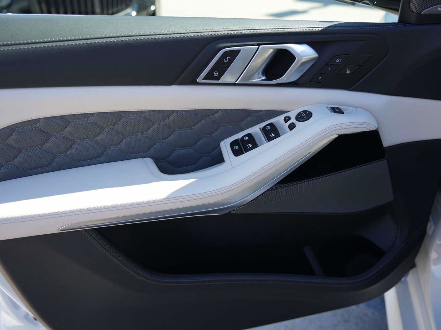 Used 2026 BMW X5 M Competition AWD/4WD image 12