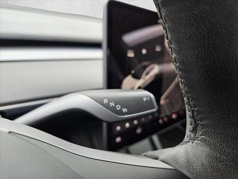 Used 2021 Tesla Model 3 Long Range image 14