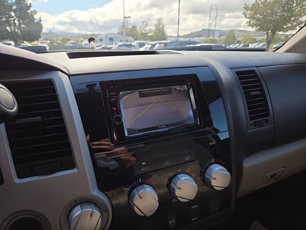 Used 2008 Toyota Tundra 4x4 CrewMax w/ Tow Pkg image 24