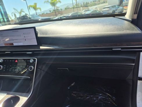 Used 2025 Genesis GV80 2.5T Prestige image 27