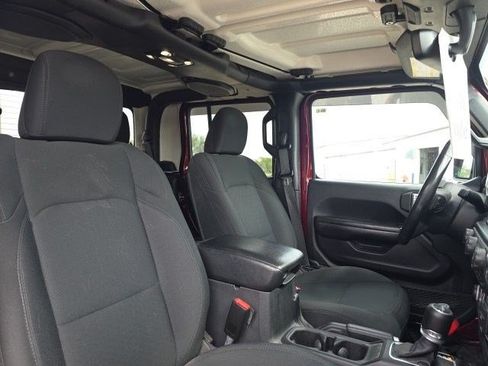 Used 2021 Jeep Gladiator Sport AWD/4WD image 13