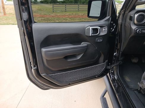 Used 2022 Jeep Wrangler Sport AWD/4WD image 48