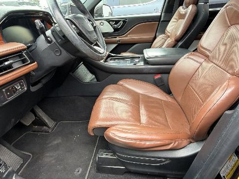 Used 2020 Lincoln Aviator Reserve w/ Equipment Group 202A AWD/4WD image 7
