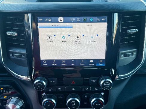 Used 2024 RAM 1500 Laramie image 20