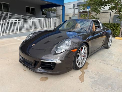 Used 2015 Porsche 911 Targa 4 image 1