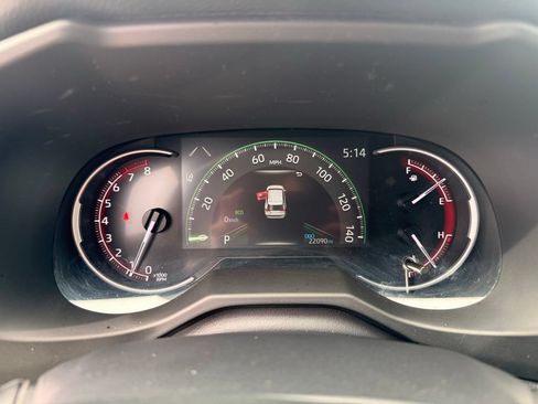 Used 2023 Toyota RAV4 XLE Premium AWD/4WD image 16