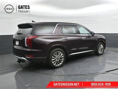 Used 2020 Hyundai Palisade Limited image 2