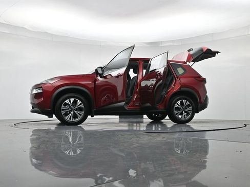 Used 2023 Nissan Rogue SV FWD image 53