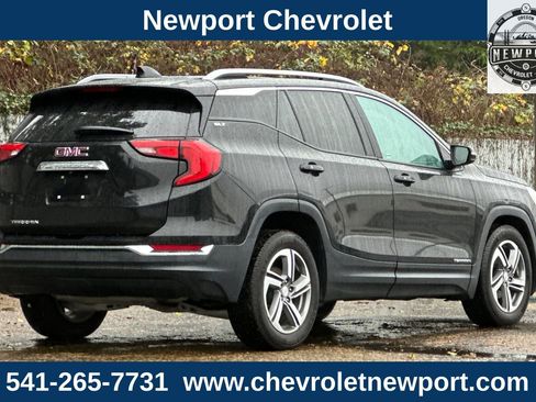 Used 2020 GMC Terrain SLT image 4