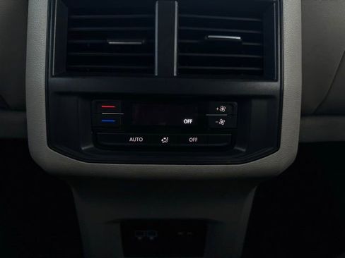 Used 2020 Volkswagen Atlas SEL image 23