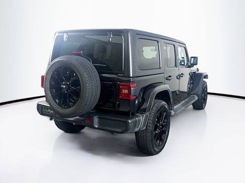 Used 2022 Jeep Wrangler Sahara image 9