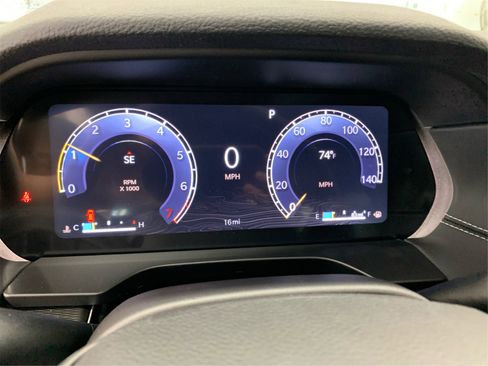 Used 2025 Jeep Grand Cherokee L Altitude image 16