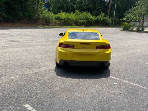 Used 2016 Chevrolet Camaro LT RWD image 6