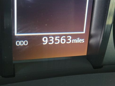 Used 2021 Toyota 4Runner SR5 Premium image 24