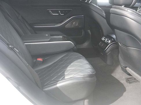 Used 2022 Mercedes-Benz S 580 4MATIC Sedan image 33
