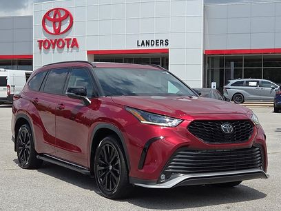 Used 2023 Toyota Highlander XSE