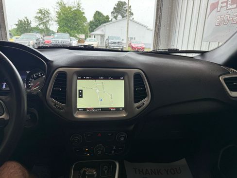 Used 2021 Jeep Compass Latitude AWD/4WD image 24