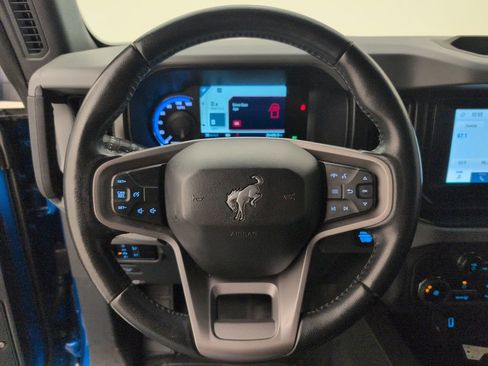 Used 2023 Ford Bronco Big Bend w/ Sasquatch Package image 34