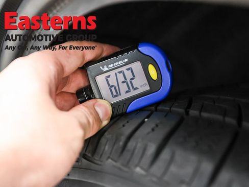 Used 2023 Subaru Ascent Onyx Edition AWD/4WD image 23