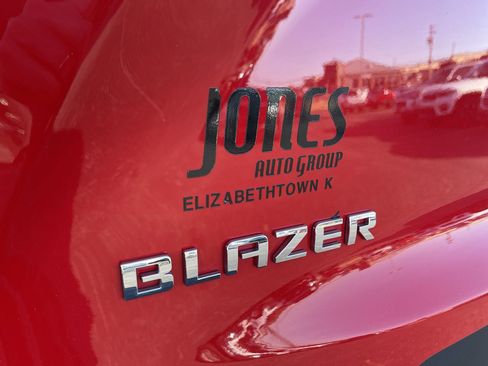 Certified 2023 Chevrolet Blazer LT w/ Convenience Package image 30