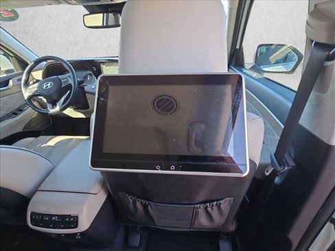 Used 2021 Hyundai Palisade Calligraphy image 24