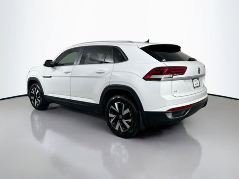 Certified 2021 Volkswagen Atlas Cross Sport SE image 7