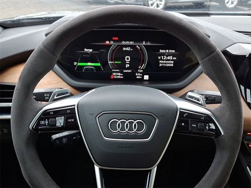 Certified 2024 Audi e-tron GT Premium Plus image 22