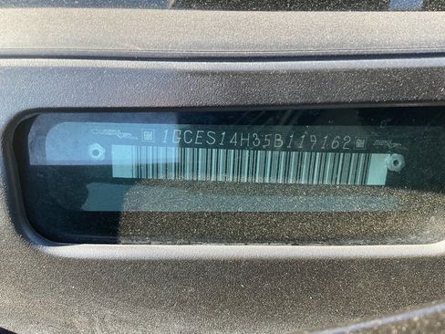 Used 2005 Chevrolet SSR w/ Preferred Equipment Group RWD image 21