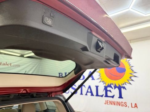 Used 2016 Ford Escape Titanium FWD image 19