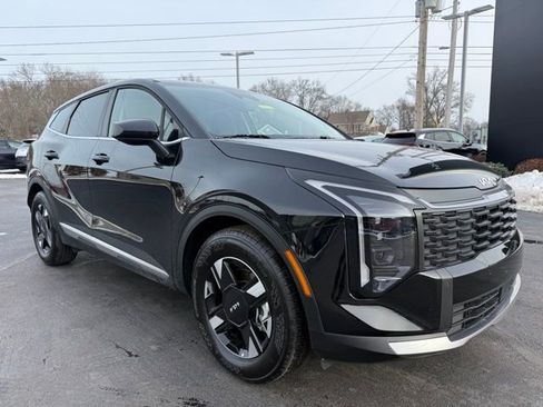 Certified 2026 Kia Sportage LX image 4