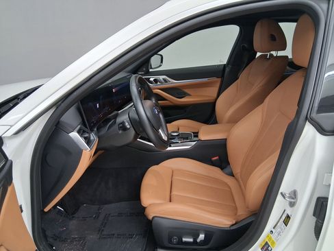 Certified 2023 BMW i4 eDrive40 w/ Premium Package RWD image 3