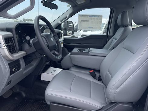 New 2025 Ford F450 XL RWD image 17