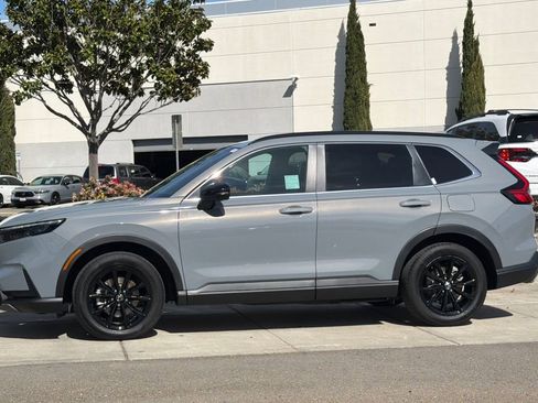 Used 2025 Honda CR-V Sport image 7