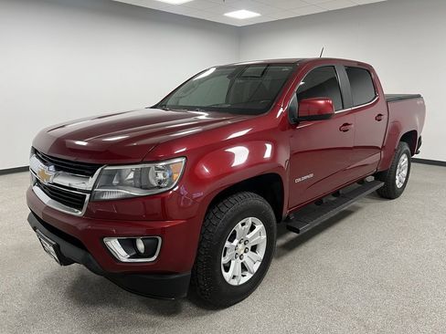 Used 2018 Chevrolet Colorado LT w/ LT Convenience Package image 6