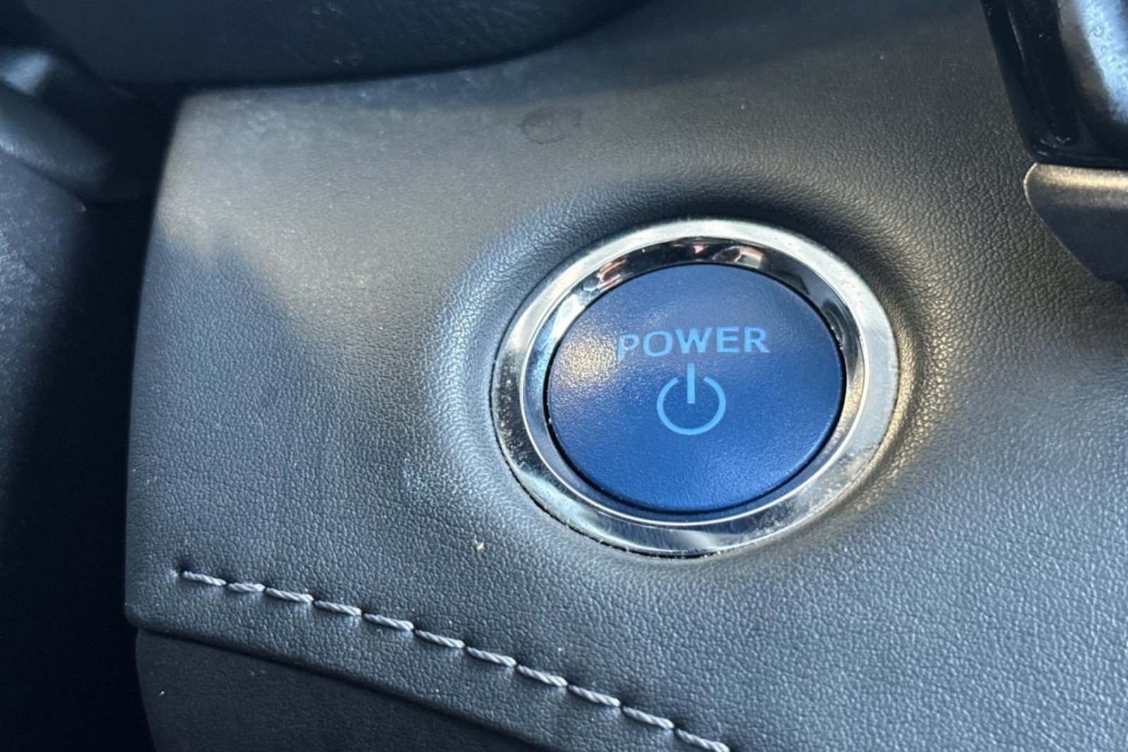 Certified 2022 Toyota Highlander XLE FWD image 23